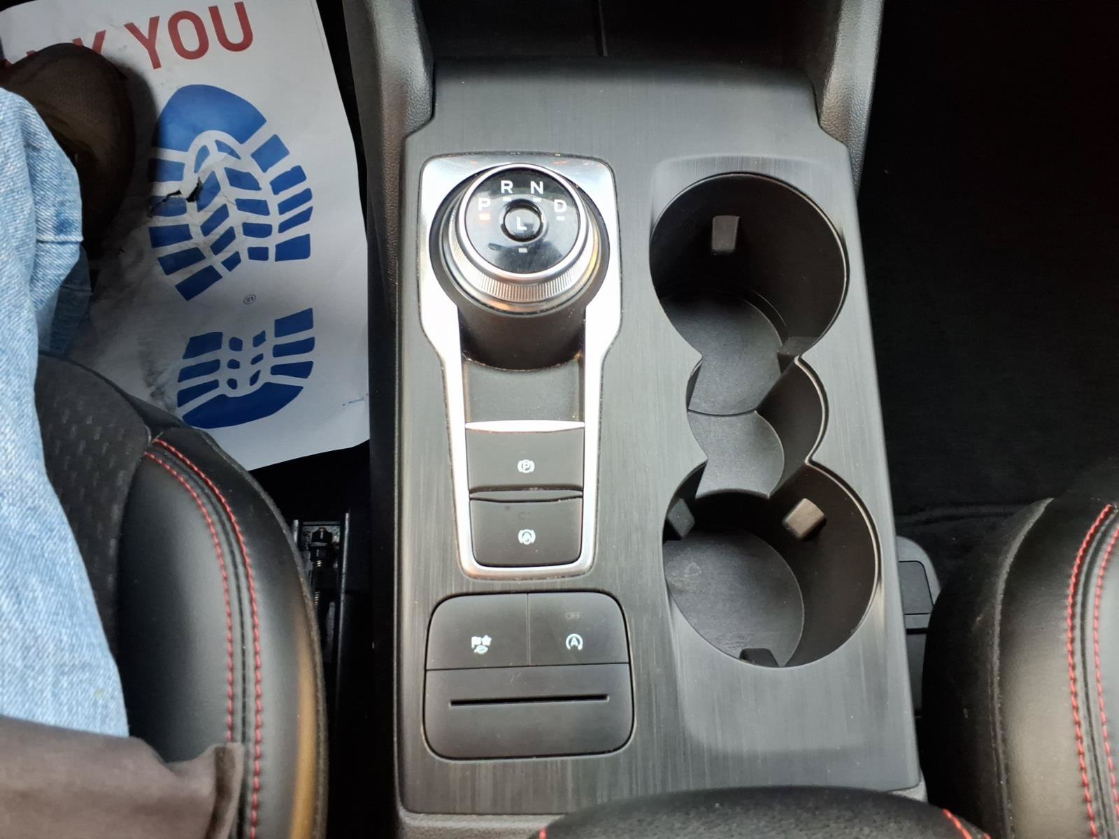 Used 2025 Ford Escape ST-Line AWD/4WD image 14