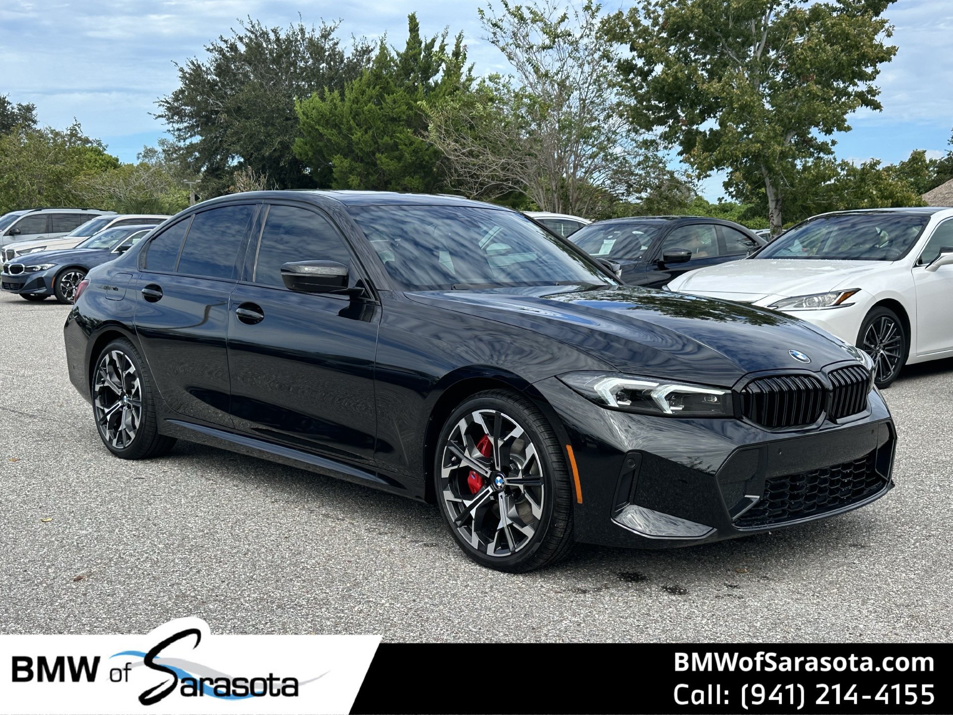 New 2026 BMW 330i Sedan w/ M Sport Package RWD 360° Tour