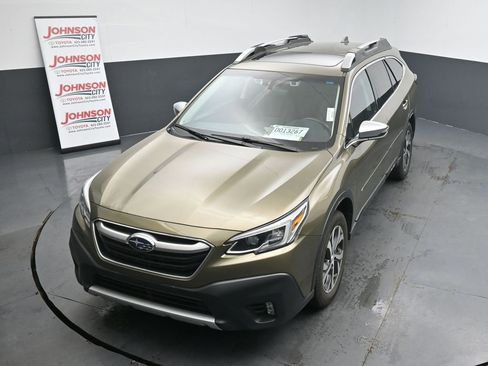 Used 2020 Subaru Outback Touring image 12