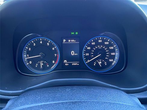 Used 2021 Hyundai Kona Limited image 24