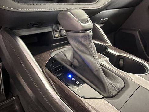 Used 2021 Toyota Highlander Limited FWD image 33