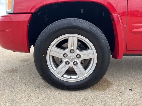 Used 2007 Dodge Dakota SLT w/ Sport Appearance Group AWD/4WD image 12