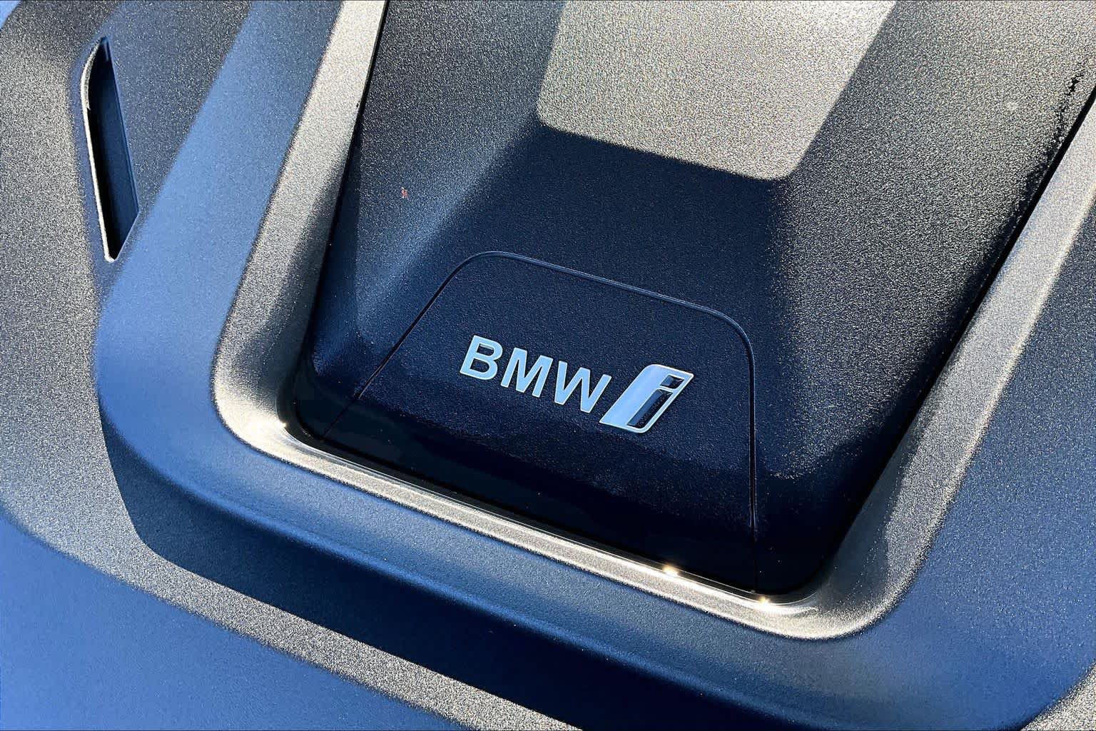 Used 2024 BMW i4 eDrive40 w/ M Sport Package RWD image 32