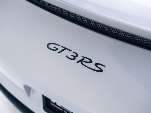 Used 2019 Porsche 911 GT3 RS image 29