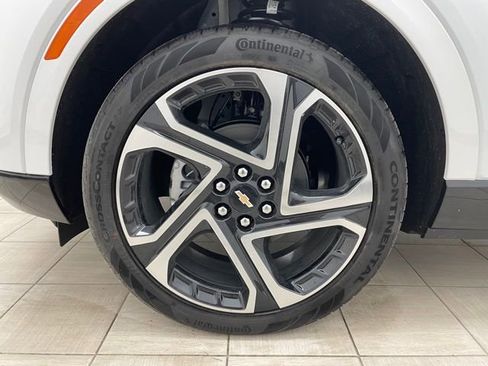 New 2026 Chevrolet Equinox EV LT w/ Convenience Package II image 7