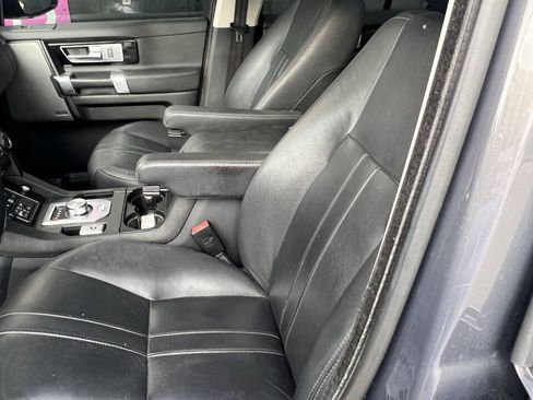 Used 2016 Land Rover LR4 HSE Silver Edition AWD/4WD image 11