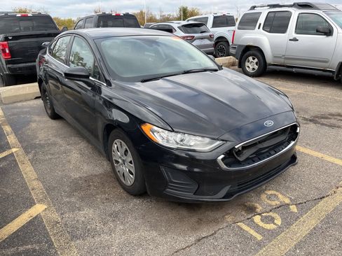 Used 2020 Ford Fusion S image 21
