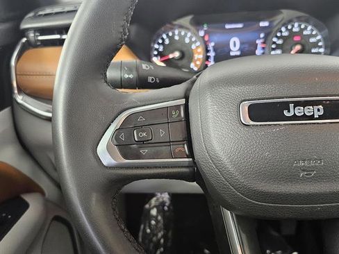 Used 2024 Jeep Compass Limited image 28