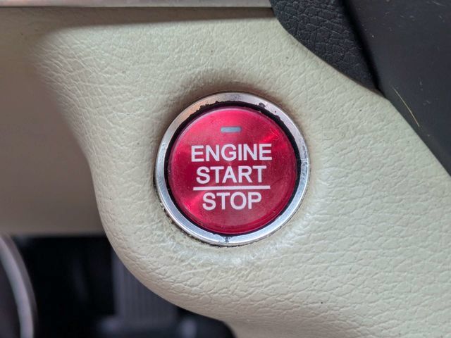 Used 2017 Acura MDX w/ Technology Package AWD/4WD image 35