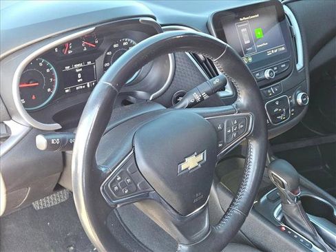 Used 2021 Chevrolet Malibu RS image 8