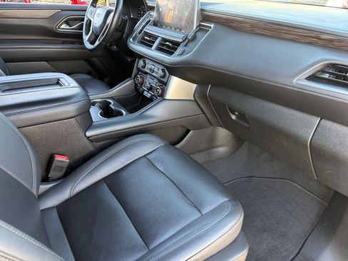 Certified 2022 Chevrolet Suburban Z71 AWD/4WD image 13