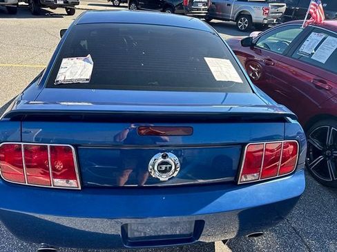 Used 2008 Ford Mustang GT Premium RWD image 8