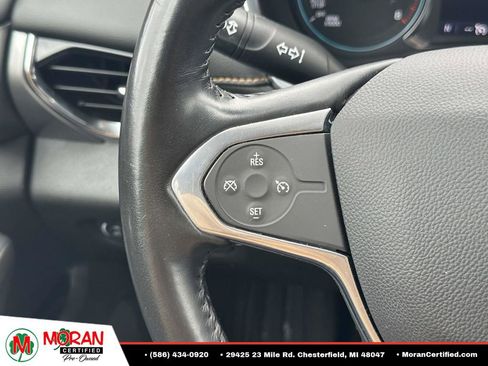 Used 2021 Chevrolet Traverse LT FWD image 23