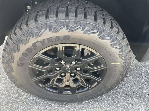 New 2026 Chevrolet Colorado Trail Boss AWD/4WD image 9