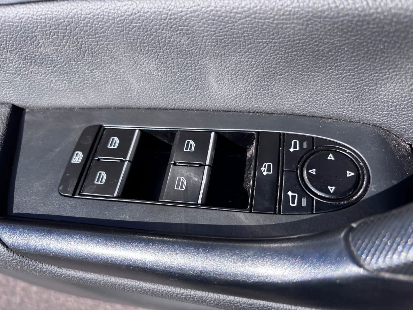 Used 2025 MAZDA CX-50 AWD 2.5 S w/ Premium Plus Pkg image 14