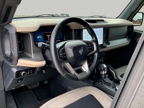Used 2025 Ford Bronco Big Bend AWD/4WD image 16