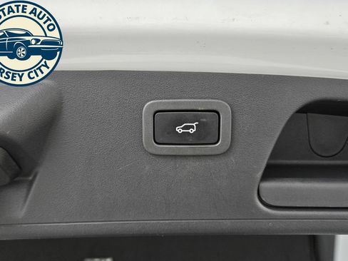 Used 2019 Jaguar E-PACE S AWD/4WD image 38