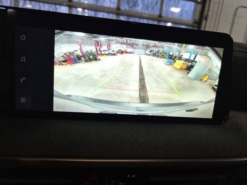 Used 2026 Nissan Kicks SV image 25