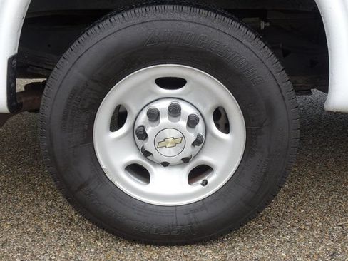 Used 2024 Chevrolet Express 2500 w/ Driver Convenience Package RWD image 22