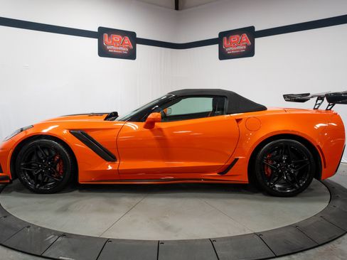 Used 2019 Chevrolet Corvette ZR1 RWD image 11