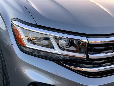 Used 2023 Volkswagen Atlas SE image 26