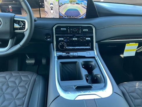 New 2026 Nissan Armada Platinum image 20