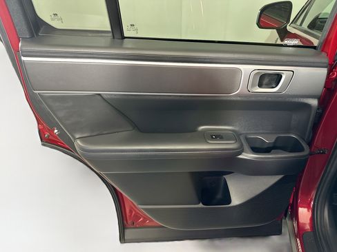 Used 2025 Hyundai Santa Fe SEL image 25