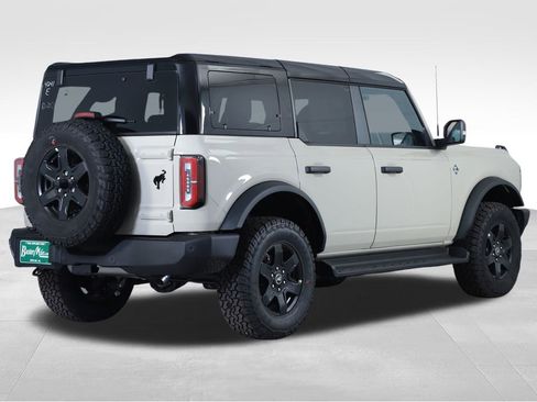 New 2025 Ford Bronco Outer Banks image 16