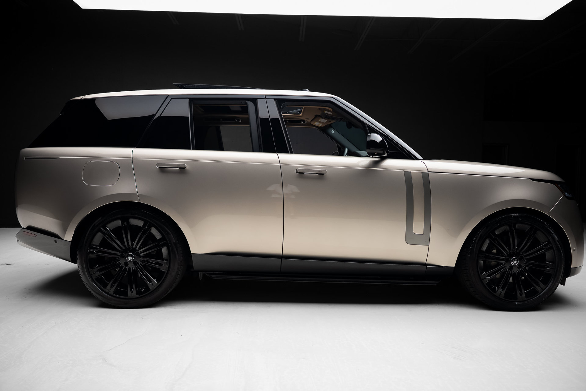 Used 2024 Land Rover Range Rover SE AWD/4WD image 33