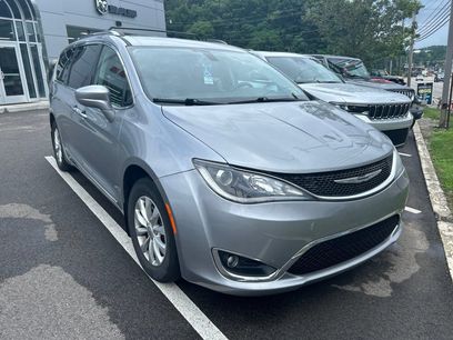 Used 2019 Chrysler Pacifica Touring-L
