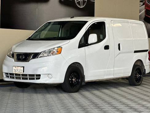 Used 2018 Nissan NV200 SV w/ Navigation Package image 8
