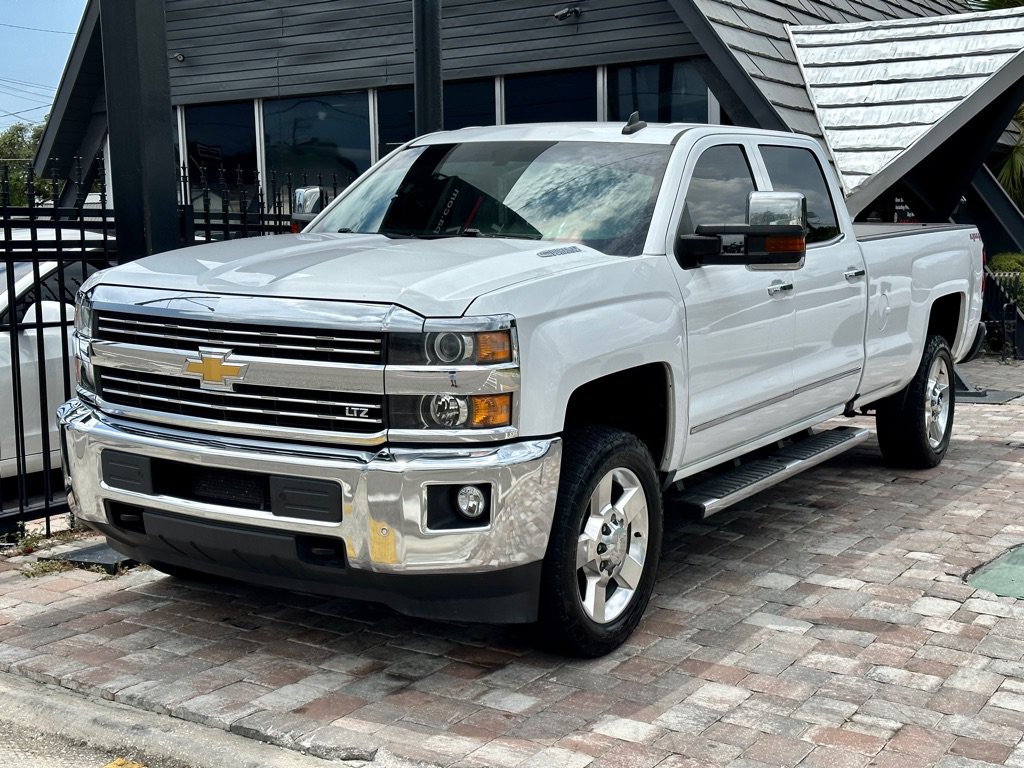 Used 2016 Chevrolet Silverado 2500 LTZ AWD/4WD image 6
