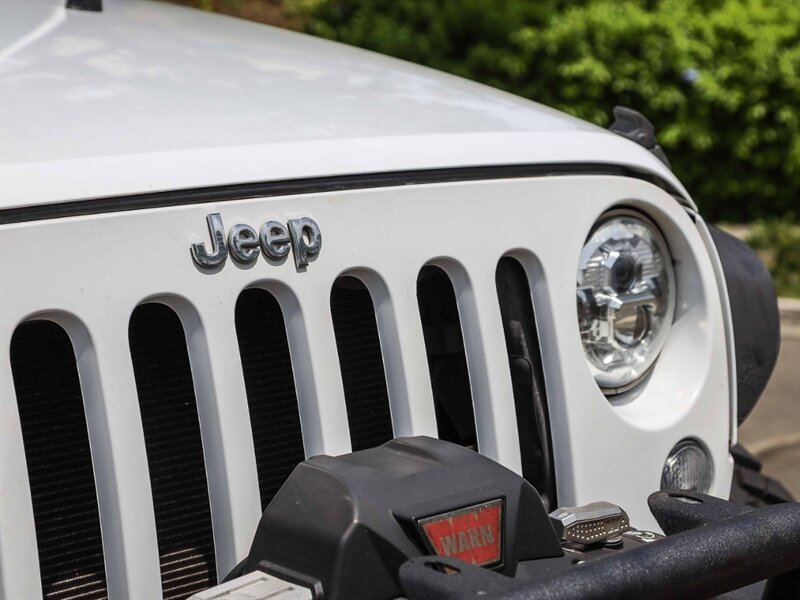 Used 2014 Jeep Wrangler Sport AWD/4WD image 9