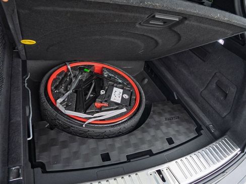 Used 2020 Porsche Cayenne image 13