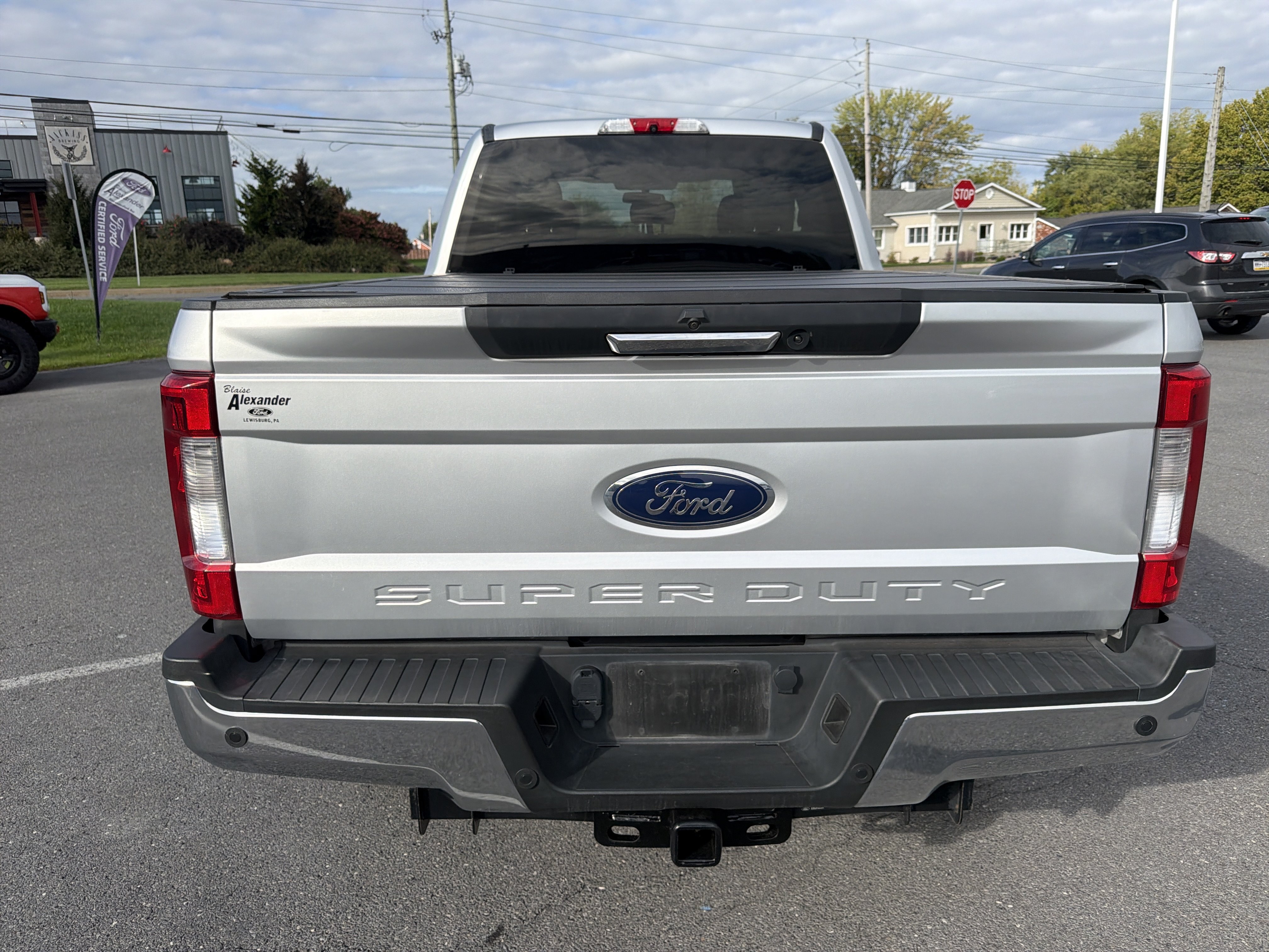 Used 2019 Ford F250 XLT w/ XLT Premium Package AWD/4WD image 4