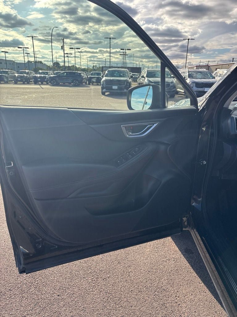Used 2022 Subaru Forester Premium AWD/4WD image 11