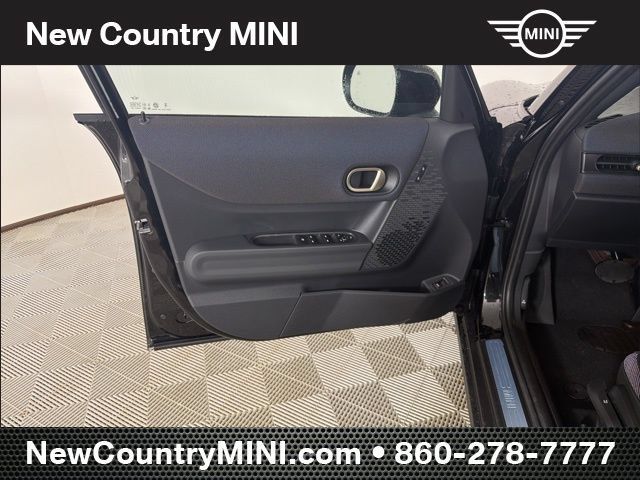 New 2026 MINI Cooper 4-Door Hardtop FWD image 12