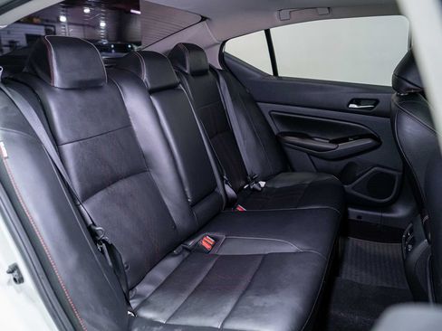 Used 2023 Nissan Altima 2.0 SR FWD image 19