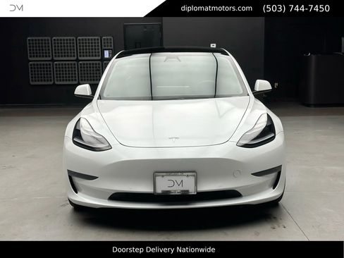 Used 2021 Tesla Model 3 Performance image 10
