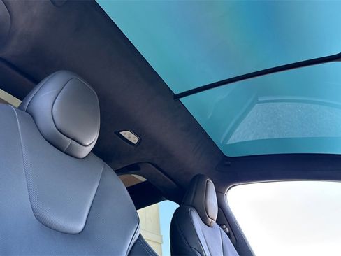 Used 2023 Tesla Model X image 16