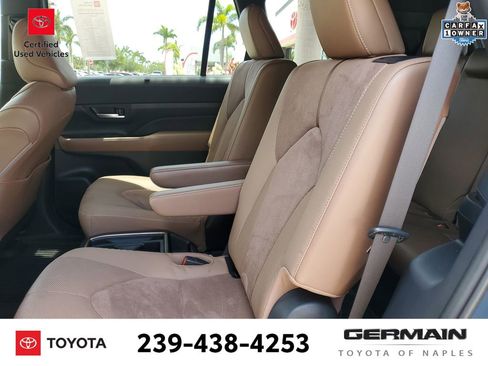 Used 2024 Toyota Grand Highlander AWD Hybrid image 21