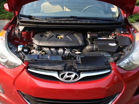 Used 2011 Hyundai Elantra GLS w/ Preferred Equipment Pkg 3 FWD image 18