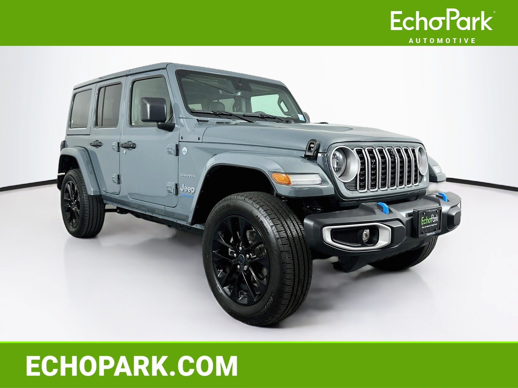 Used 2024 Jeep Wrangler Unlimited Sahara w/ Technology Group AWD/4WD image 1
