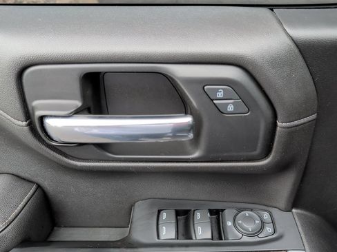 Used 2019 GMC Sierra 1500 Elevation w/ Elevation Value Package AWD/4WD image 18