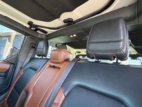 Used 2024 Ford Bronco Outer Banks AWD/4WD image 43