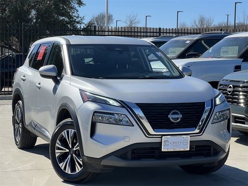 Certified 2023 Nissan Rogue SV image 2