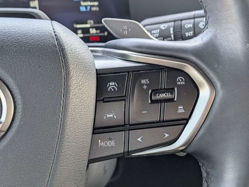 Used 2024 Lexus GX 550 w/ Cold Area Package AWD/4WD image 20