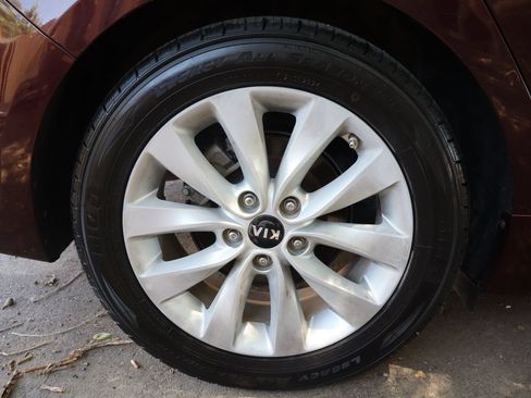Used 2017 Kia Optima LX w/ Option Group 014 FWD image 42