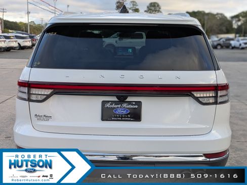 New 2026 Lincoln Aviator 2WD image 7