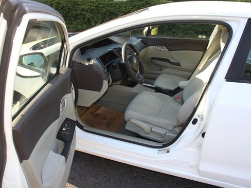 Used 2012 Honda Civic LX image 5